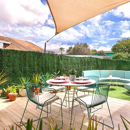 Casa MIMAR - moderna, jardín y wifi fibra 1 GB, ideal para vacaciones y teletrabajo La Oliva Exterior foto