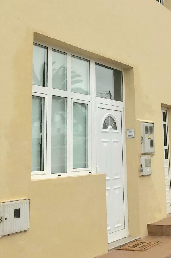 Casa MIMAR - moderna, jardín y wifi fibra 1 GB, ideal para vacaciones y teletrabajo La Oliva Exterior foto